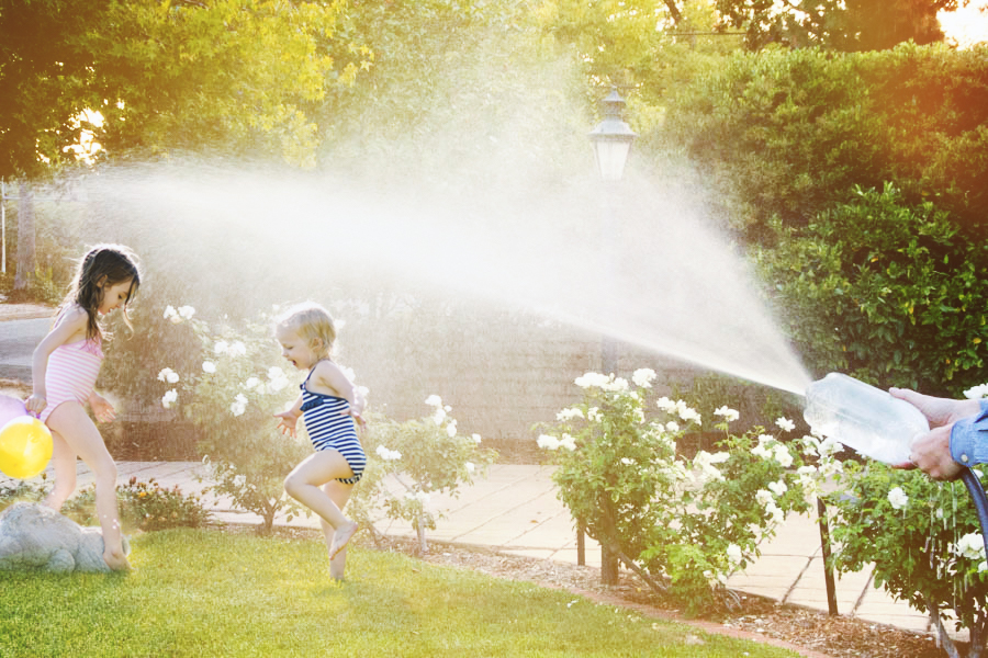 Make a Sprinkler, Spray Gun or Garden Watering Wand From a Plastic Bottle
